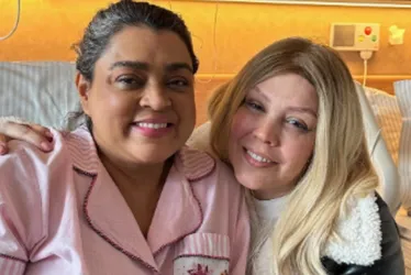 Imagem ilustrativa da imagem VÍDEO | Simony se emociona ao reencontrar Preta Gil no hospital