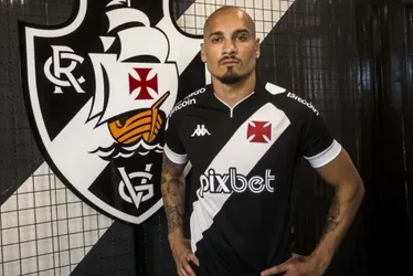 Imagem ilustrativa da imagem Vasco confirma contratação do zagueiro Maicon, ex-Santos