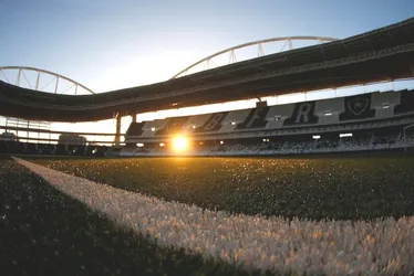Imagem ilustrativa da imagem Vasco informa que vai mandar clássico com o Fluminense no Nilton Santos