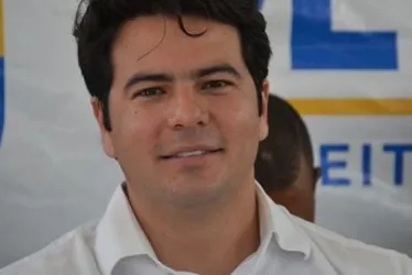 Imagem ilustrativa da imagem Vice-prefeito de Olinda é feito refém dentro de casa por três homens armados