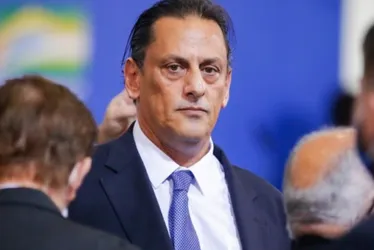 Imagem ilustrativa da imagem Wassef muda o tom e diz que comprou Rolex nos EUA com dinheiro próprio