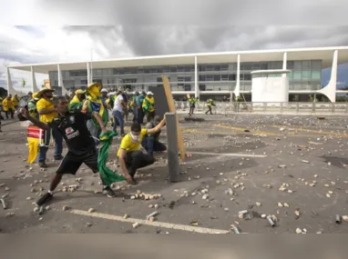 Edson Fachin deu voto para condenar réus