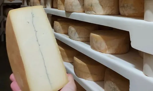 
          Imagem ilustrativa da imagem Aconchego das montanhas para o Dia dos Namorados
          