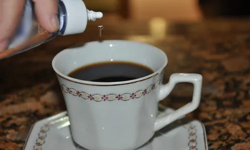 
          Imagem ilustrativa da imagem Adoçante aspartame é considerado possivelmente cancerígeno pela OMS
          