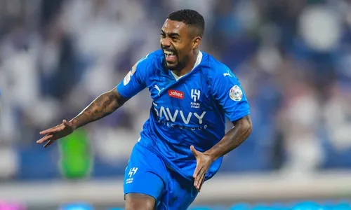 
          Imagem ilustrativa da imagem Ainda sem Neymar, Al-Hilal vence pelo Saudita com hat-trick do brasileiro Malcom
          