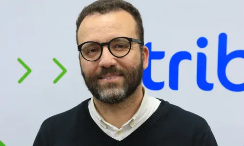 
          Imagem ilustrativa da imagem Alongamento de cílios pode afetar a saúde dos olhos
          