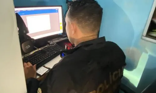 
          Imagem ilustrativa da imagem Aluno de psicologia é preso suspeito de estuprar mais de 300 crianças
          