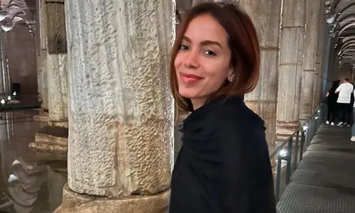 
          Imagem ilustrativa da imagem Anitta revela suspeita de câncer e diz que contrariou médicos para viajar
          