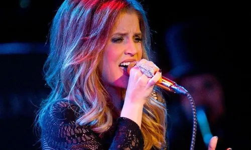 
          Imagem ilustrativa da imagem Após seis meses, causa da morte de filha de Elvis Presley é revelada
          