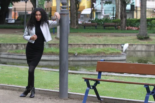 
          Imagem ilustrativa da imagem Aposta em peças curingas para montar looks de inverno
          