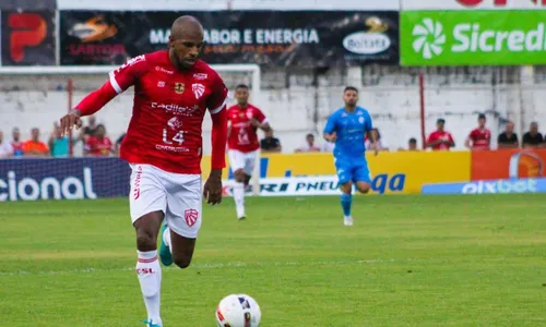 
          Imagem ilustrativa da imagem Atacante é suspenso por 2 anos por envolvimento em esquema de apostas
          