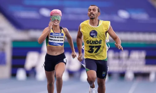 
          Imagem ilustrativa da imagem Atletismo: Thalita Simplício leva ouro no Mundial Paralímpíco em Paris
          