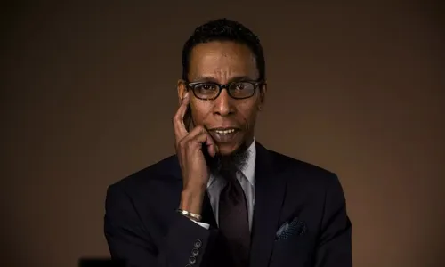 
          Imagem ilustrativa da imagem Ator da série 'This is Us' morre aos 66 anos
          