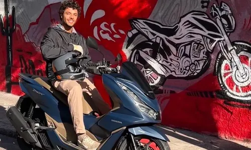 
          Imagem ilustrativa da imagem Ator sofre acidente de moto em Minas Gerais
          