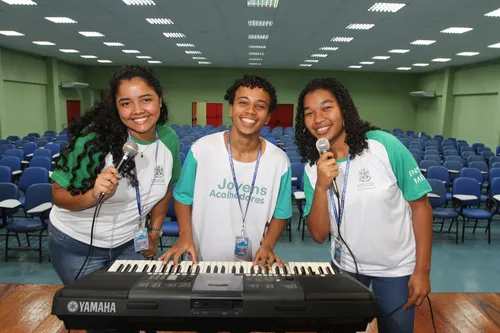 
          Imagem ilustrativa da imagem Aulas de música ajudam até na escolha da carreira
          