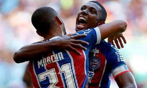 
          Imagem ilustrativa da imagem Bahia goleia Bragantino na Fonte Nova e se mantém fora do Z-4
          