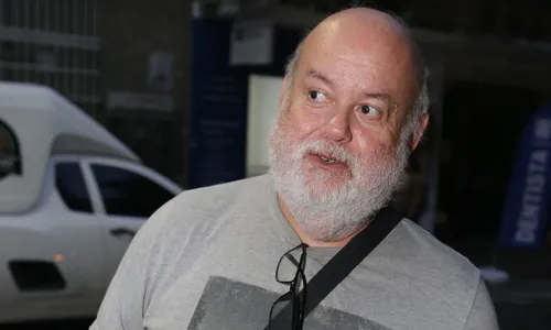 
          Imagem ilustrativa da imagem Bancos “emprestam” dinheiro para 1.100 aposentados sem autorização
          