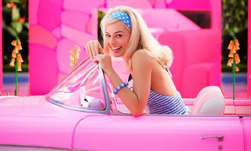 
          Imagem ilustrativa da imagem "Barbie" é o primeiro filme dirigido por mulher a arrecadar 1 bilhão de dólares
          