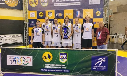 
          Imagem ilustrativa da imagem Basquete vive momento de renascimento no Espírito Santo
          