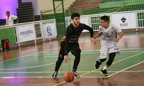 
          Imagem ilustrativa da imagem Basquete vive momento de renascimento no Espírito Santo
          