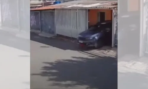 
          Imagem ilustrativa da imagem Bebê é atropelada acidentalmente pelo pai e sobrevive sem ferimentos graves
          