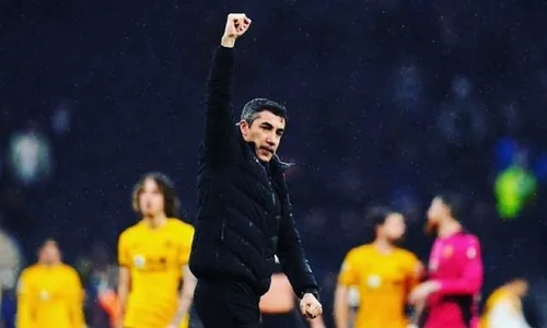 
          Imagem ilustrativa da imagem Botafogo oficializa contratação do técnico português Bruno Lage
          