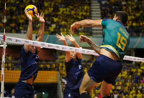 
          Imagem ilustrativa da imagem Brasil vence o Chile e segue com 100% no Sul-americano
          