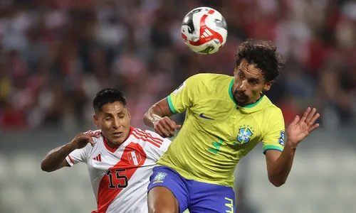 
          Imagem ilustrativa da imagem Brasil vence o Peru e assume a liderança das Eliminatórias da Copa do Mundo
          