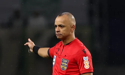 
          Imagem ilustrativa da imagem CBF aprova decisão do VAR no gol anulado em Palmeiras e Vasco
          