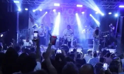 
          Imagem ilustrativa da imagem Caçadores na TV apresenta as belezas e o forró de Itaúnas
          