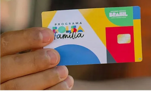 
          Imagem ilustrativa da imagem Caixa paga nesta terça-feira Bolsa Família a beneficiários com NIS de final 3
          