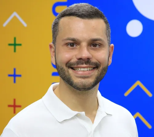 
          Imagem ilustrativa da imagem Caminho das montanhas começa por Viana
          