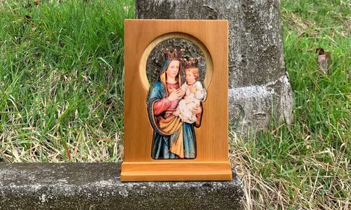 
          Imagem ilustrativa da imagem Capixabas dão presente para o Papa
          