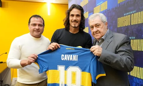 
          Imagem ilustrativa da imagem Cavani assume camisa 10 do Boca Juniors e fala em últimos passos na carreira
          