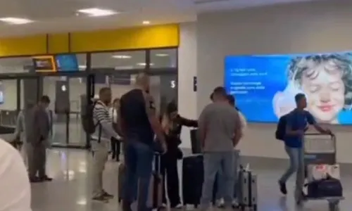 
          Imagem ilustrativa da imagem Celular e vinho são os mais apreendidos no aeroporto de Vitória
          