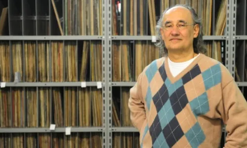 
          Imagem ilustrativa da imagem Colecionador tem até disco raro achado no lixo
          