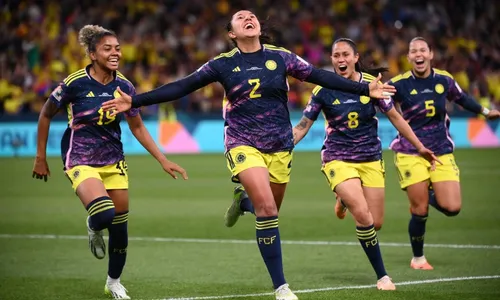 
          Imagem ilustrativa da imagem Com gol nos acréscimos, Colômbia vence a Alemanha e assume liderança do grupo H
          