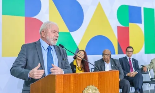 
          Imagem ilustrativa da imagem Com reforma, Lula irá igualar Dilma: 38 ministérios
          