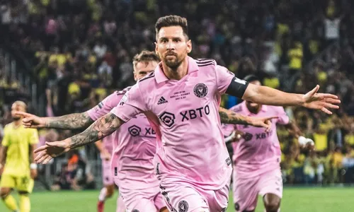 
          Imagem ilustrativa da imagem Com título nos Estados Unidos, Messi se torna o maior vencedor da história
          