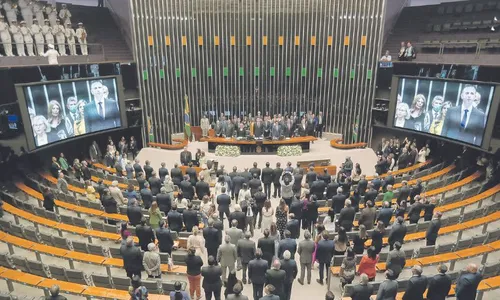 
          Imagem ilustrativa da imagem Como devem ficar apostas esportivas e pela internet
          