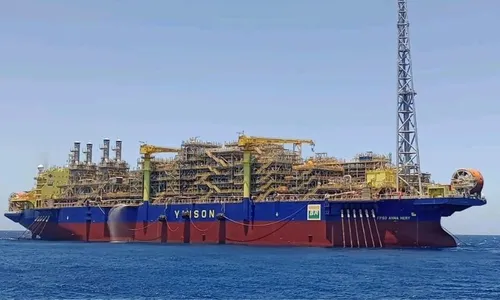 
          Imagem ilustrativa da imagem Como disputar empregos na área do petróleo com salário de até R$ 30 mil
          