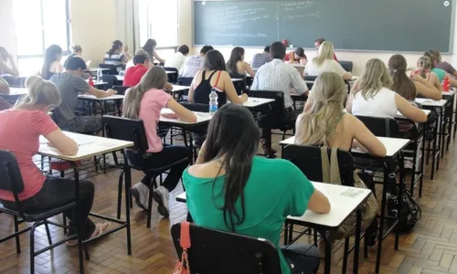 
          Imagem ilustrativa da imagem Concurso com 35 vagas para ganhar R$ 17 mil na Defensoria Pública do ES
          