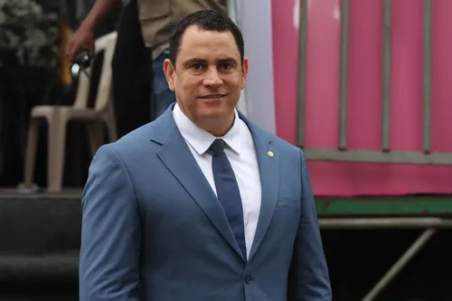 
          Imagem ilustrativa da imagem Confiança na Reforma
          