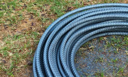 
          Imagem ilustrativa da imagem Criança é resgatada por Bombeiros após ficar com a mão presa em vergalhão no ES
          