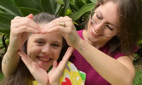 
          Imagem ilustrativa da imagem Crianças ganham fama na internet
          