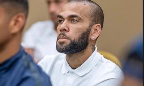 
          Imagem ilustrativa da imagem Daniel Alves irá a julgamento por estupro na Justiça espanhola
          