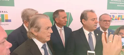 
          Imagem ilustrativa da imagem Danilo Cabral toma posse como novo superintendente da Sudene
          