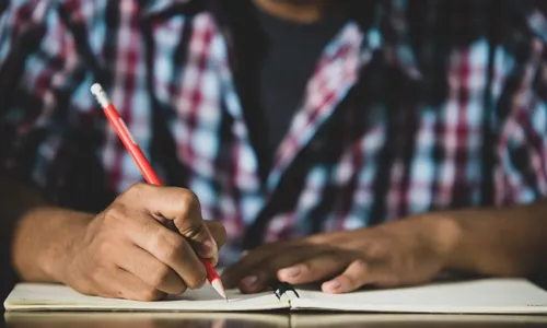 
          Imagem ilustrativa da imagem Defensoria pede vagas para negros e indígenas em concursos capixabas
          