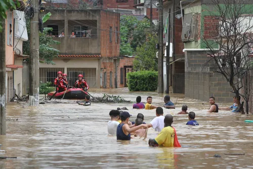 
          Imagem ilustrativa da imagem Definidas regras para o envio de alertas à população sobre desastres naturais
          