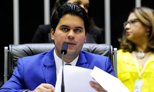 
          Imagem ilustrativa da imagem Deputados brigam pelo lugar de Fufuca, líder do PP
          